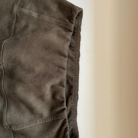 Wilfred Daria Suede Legging - Picture 4 of 6